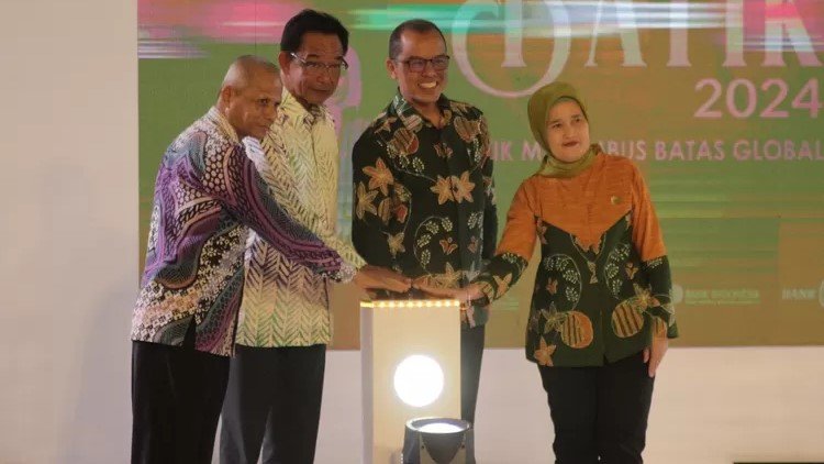 EVENT OKTOBER 2024 : FESTIVAL BATIK 2024 DIGELAR TIGA HARI DI JCM, TARGETKAN OMZET RP. 500 JUTA