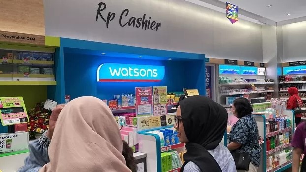 GRAND OPENING WATSONS : PERLUAS PASAR, WATSONS BUKA CABANG KE 170 DI JOGJA CITY MALL