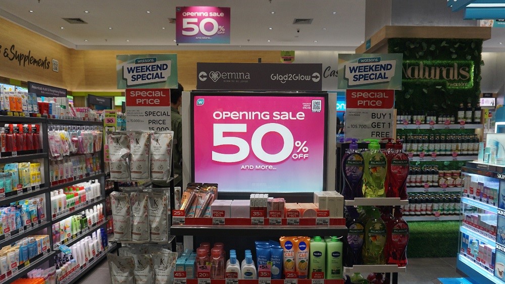 GRAND OPENING WATSONS : WATSONS RESMI BUKA TOKO BARU DI JOGJA CITY MALL