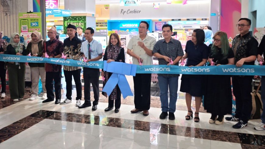 GRAND OPENING WATSONS : WATSONS BUKA TOKO KE-170 DI JOGJA CITY MALL